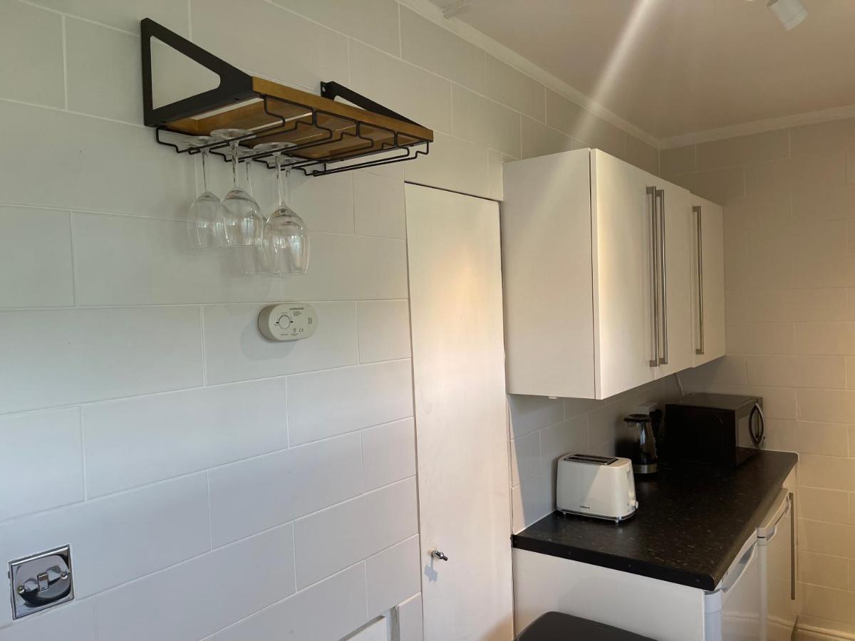 Sootheus - Cosy Surrey Quays Apartment London Exterior photo